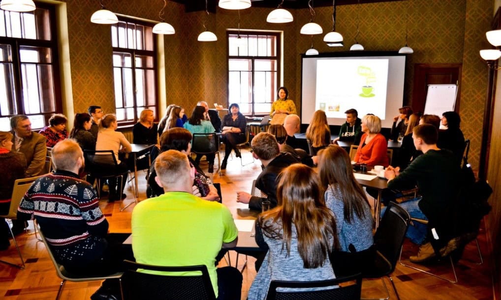 1.Brainstorming seminars with different stakeholders about strategy of manor 2015-2017