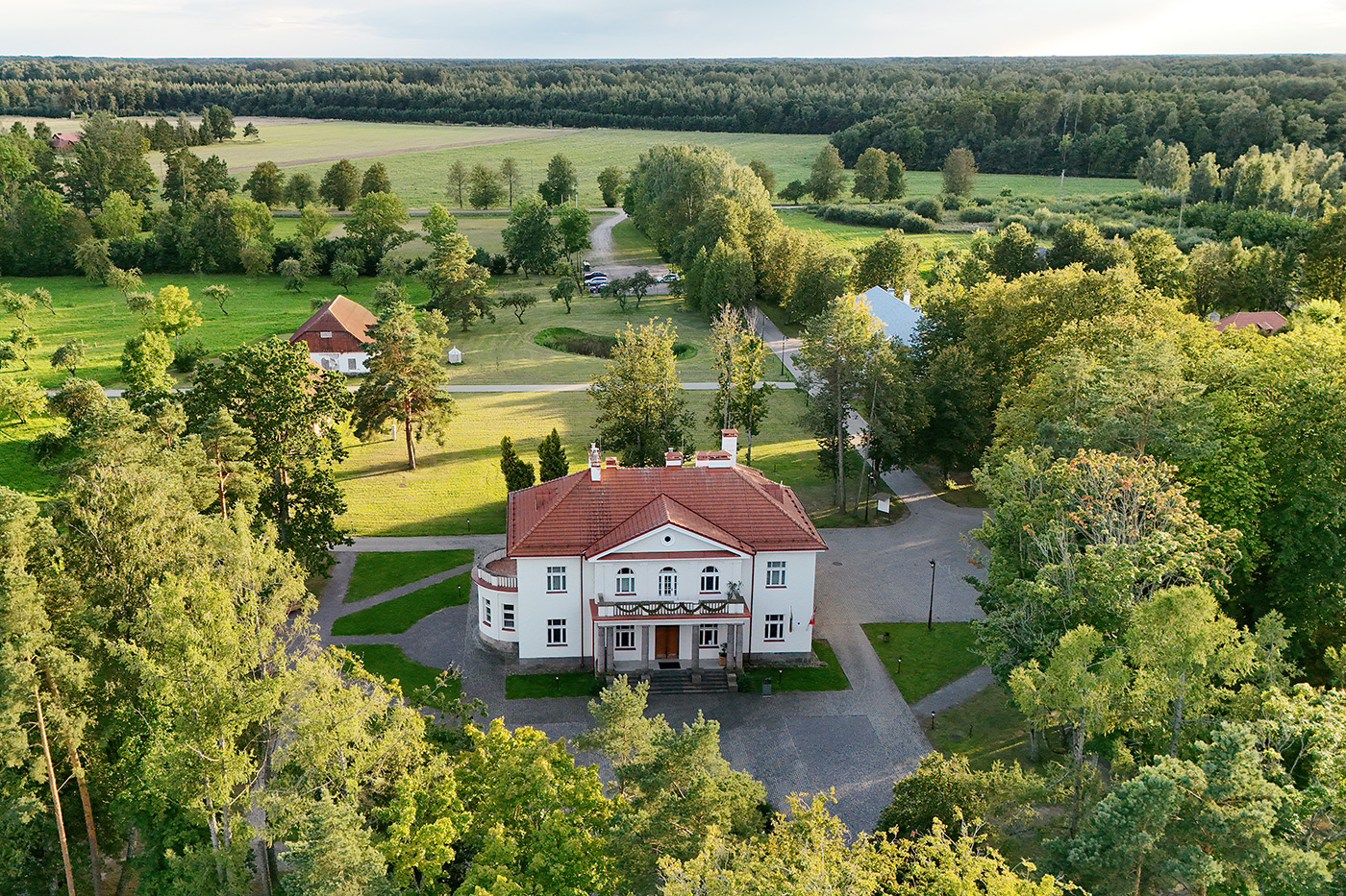 ukmerge-manor-ring-4