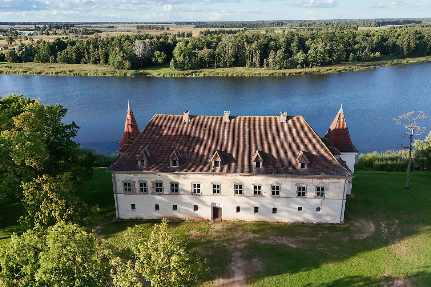 ukmerge-manor-ring-img-2